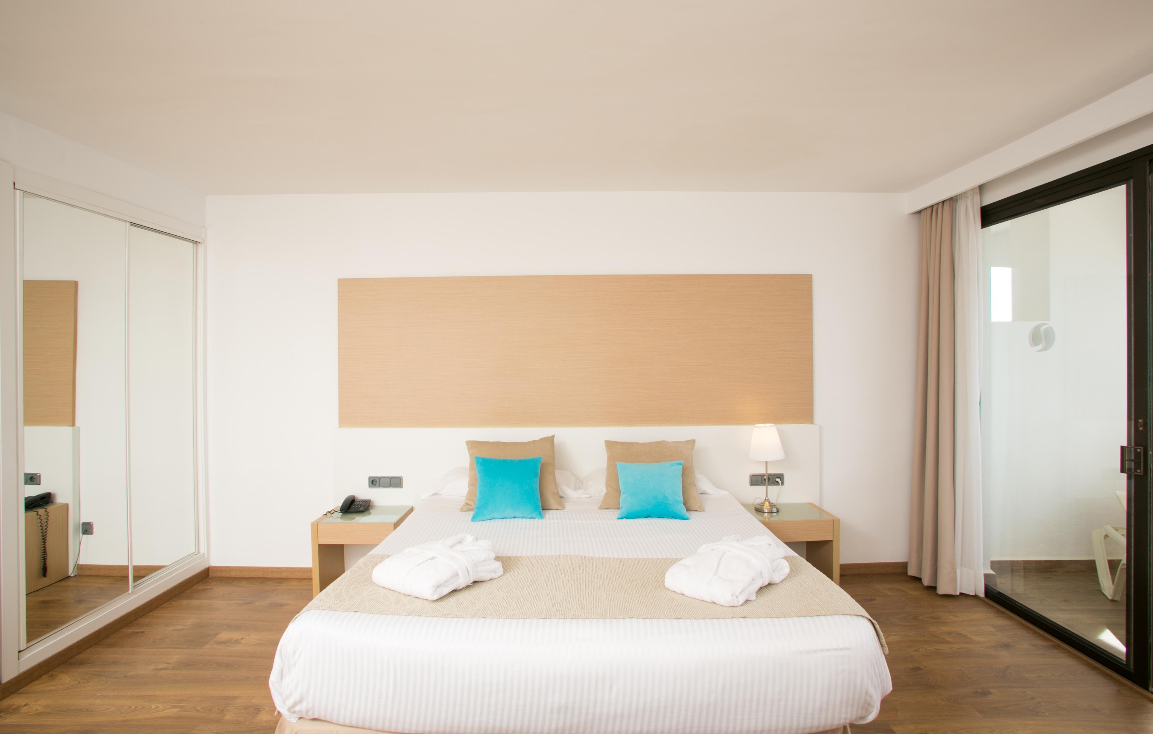 Sentido Fido Punta Del Mar Hotel & Spa - Adults Only Santa Ponsa Dış mekan fotoğraf